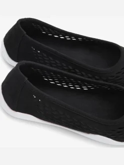 Ballerines avec motif découpé tendance