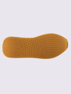 Baskets cuir velours de vache.