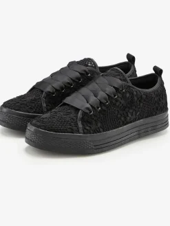 Baskets sneakers avec dentelle tendance et semelle compensée légère