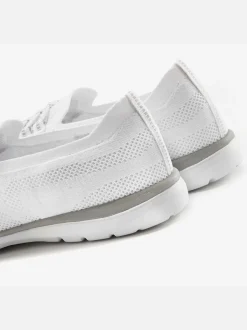 Baskets sneakers avec rubans élastiques pour faciliter l'enfilage