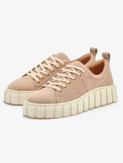 Baskets sneakers avec semelle chunky tendance en cuir velours de qualité