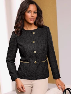 Blazer bouclé à la fois confortable et chic