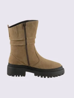 Bottes de fabrication portugaise