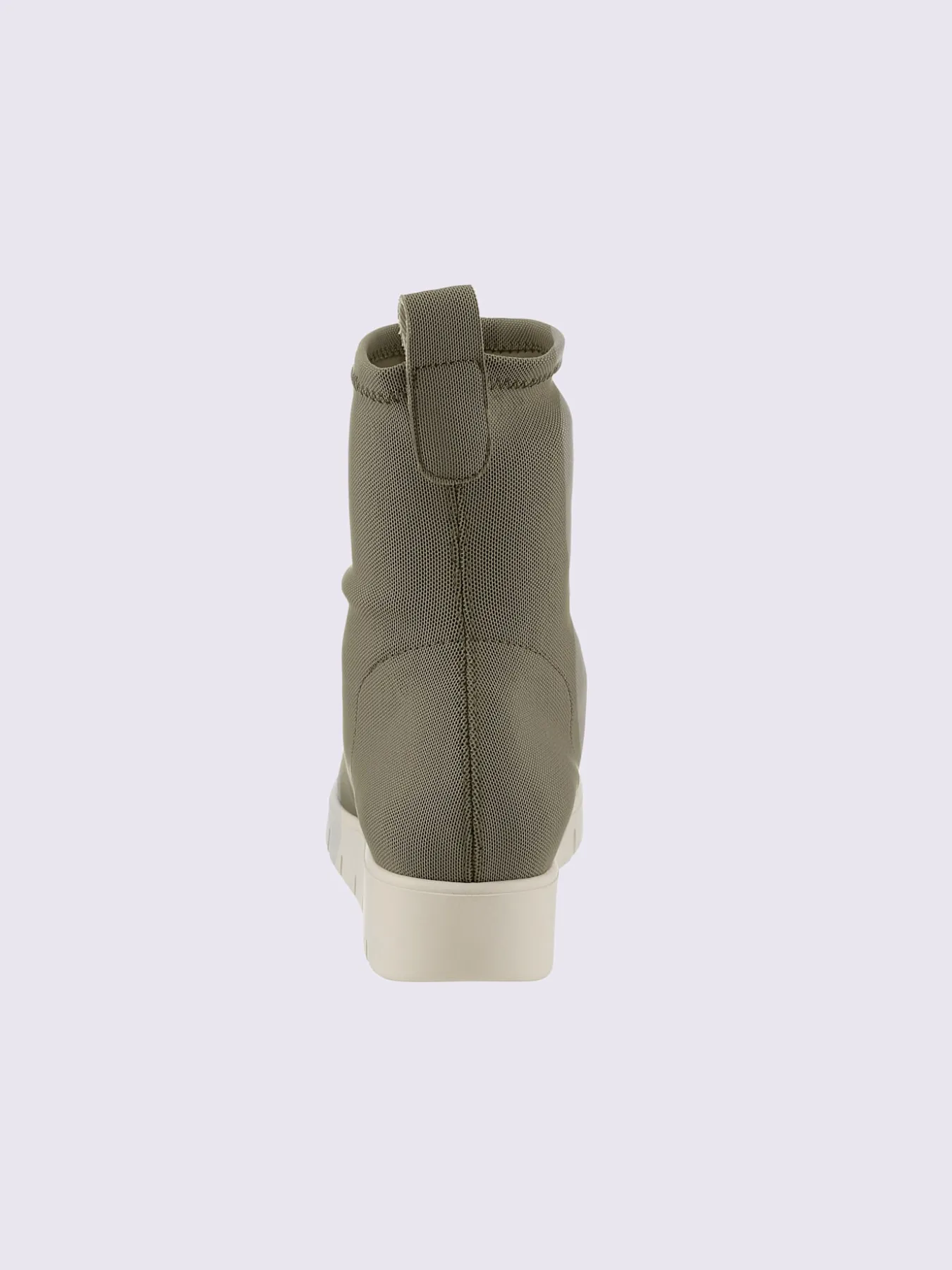 Bottine courte de fabrication espagnole