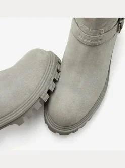Bottines avec boucles décoratives