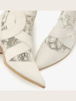 Bottines d'été avec dentelle raffinée