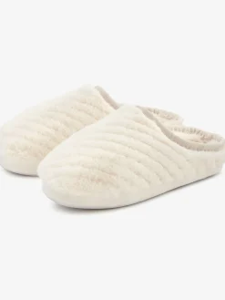 Chaussons fabriqué en textile doux