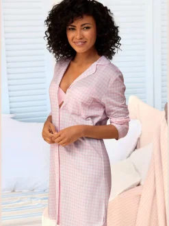 Chemise de nuit, col à revers et poche poitrine