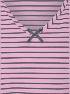 Chemise de nuit coupe courte et rayures tendance