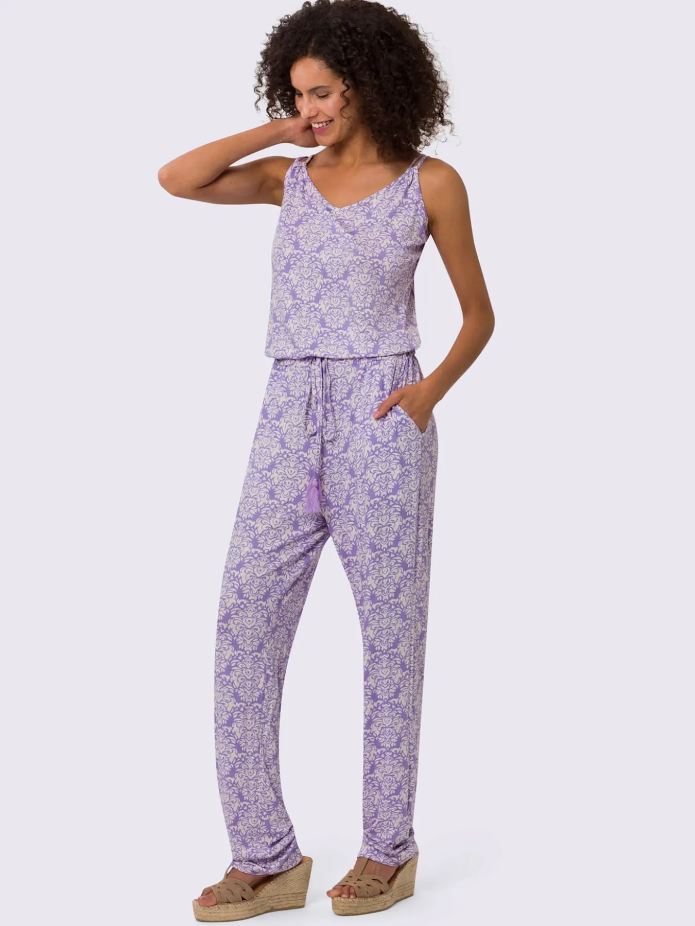 Combinaison qualité jersey extensible, souple et confortable