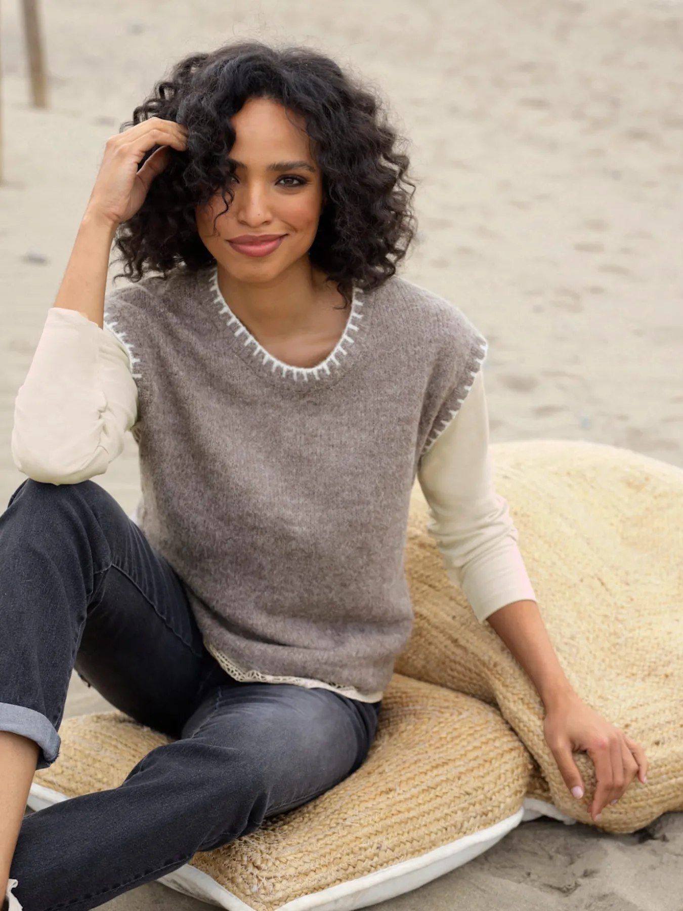 Débardeur en tricot fil moelleux à poils longs