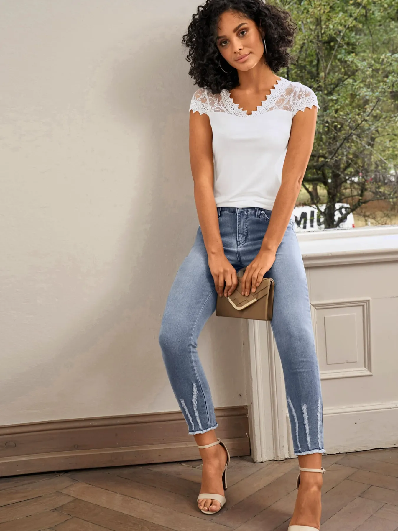 Jean 7/8 effet « destroy » tendance