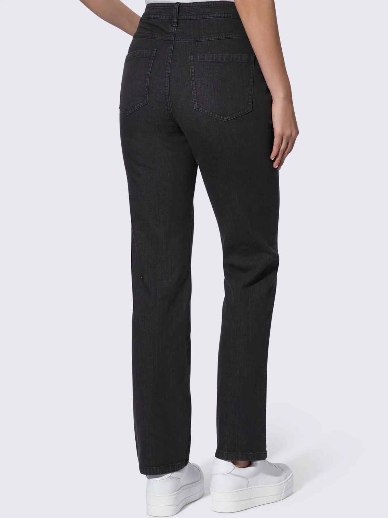 Jean 5 poches qualité coton extensible indéformable
