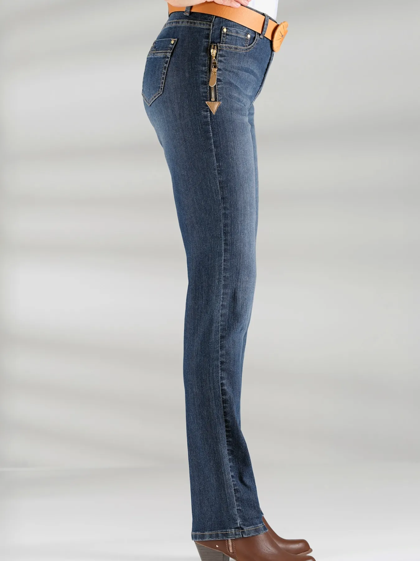 Jean avec poches originales en qualité extensible