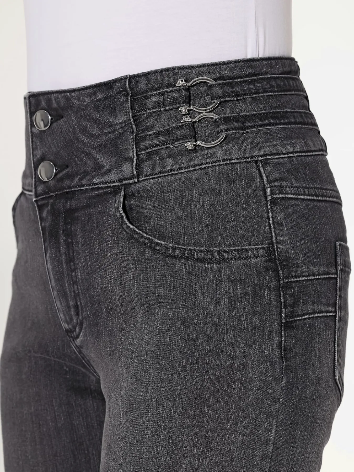 Jean bootcut brides décoratives