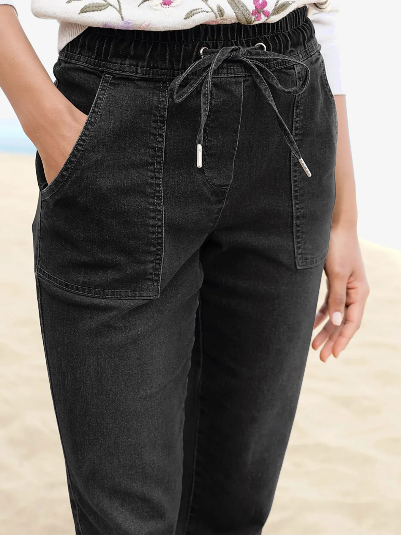 Jean ceinture élastique, coulisse et lien à nouer
