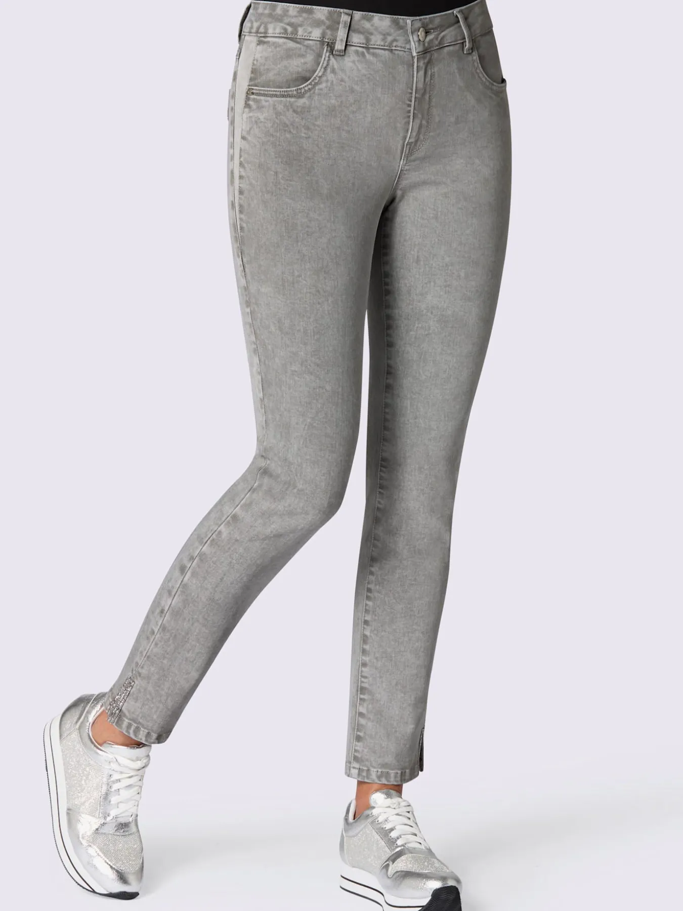 Jean femme chic tendance petits ornements cheville