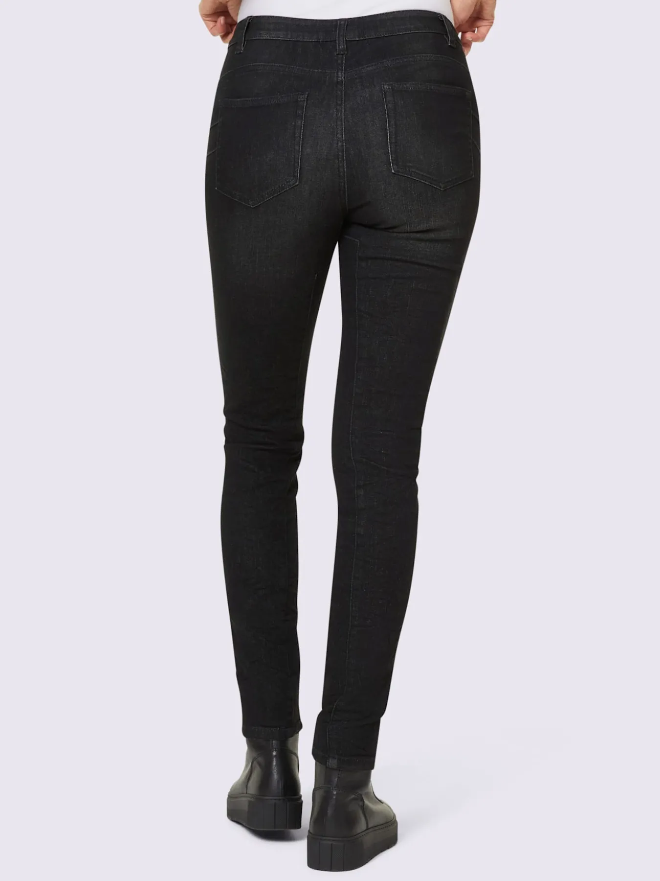 Jean push-up détails en qualité lisse