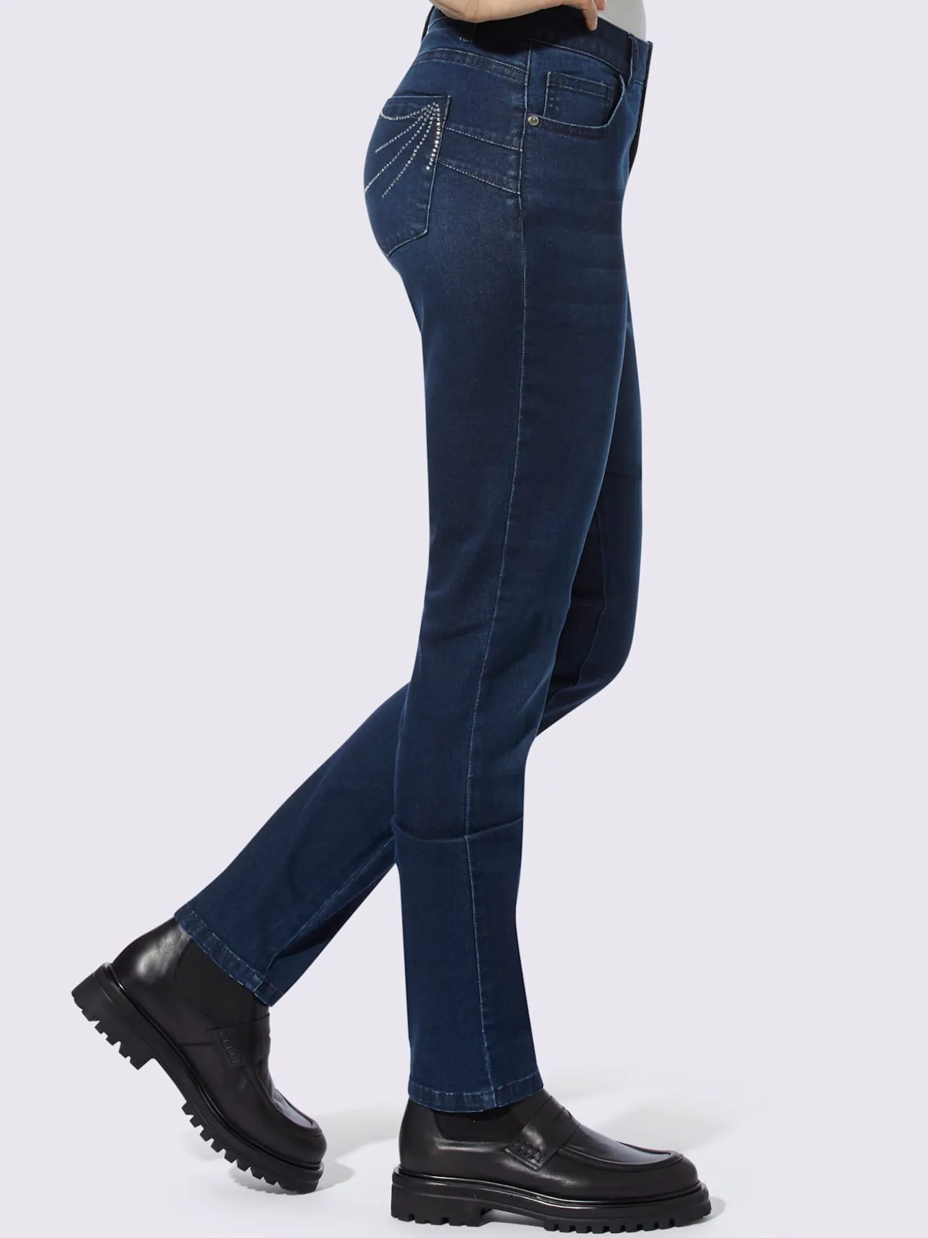 Jean skinny avec petites pierres brillantes fantaisie