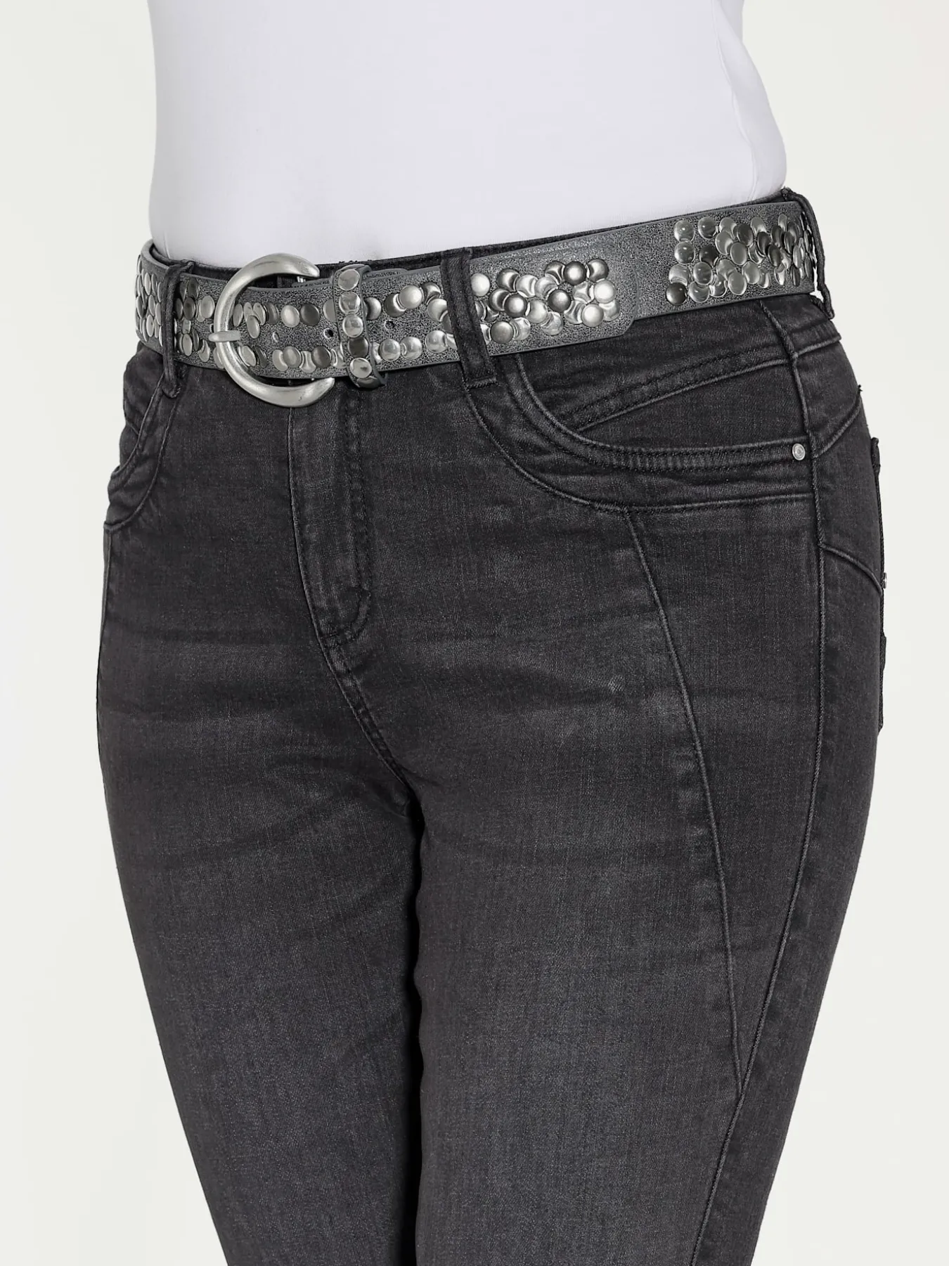 Jean skinny coutures de séparation affinantes