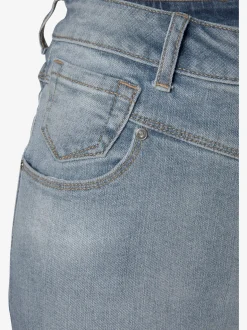 Jean skinny fit patte de boutonnage visible devant