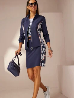 Jupe en jersey empiècements contrastés pour une silhouette affinée