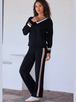 Large pantalon en tricot avec empiècements