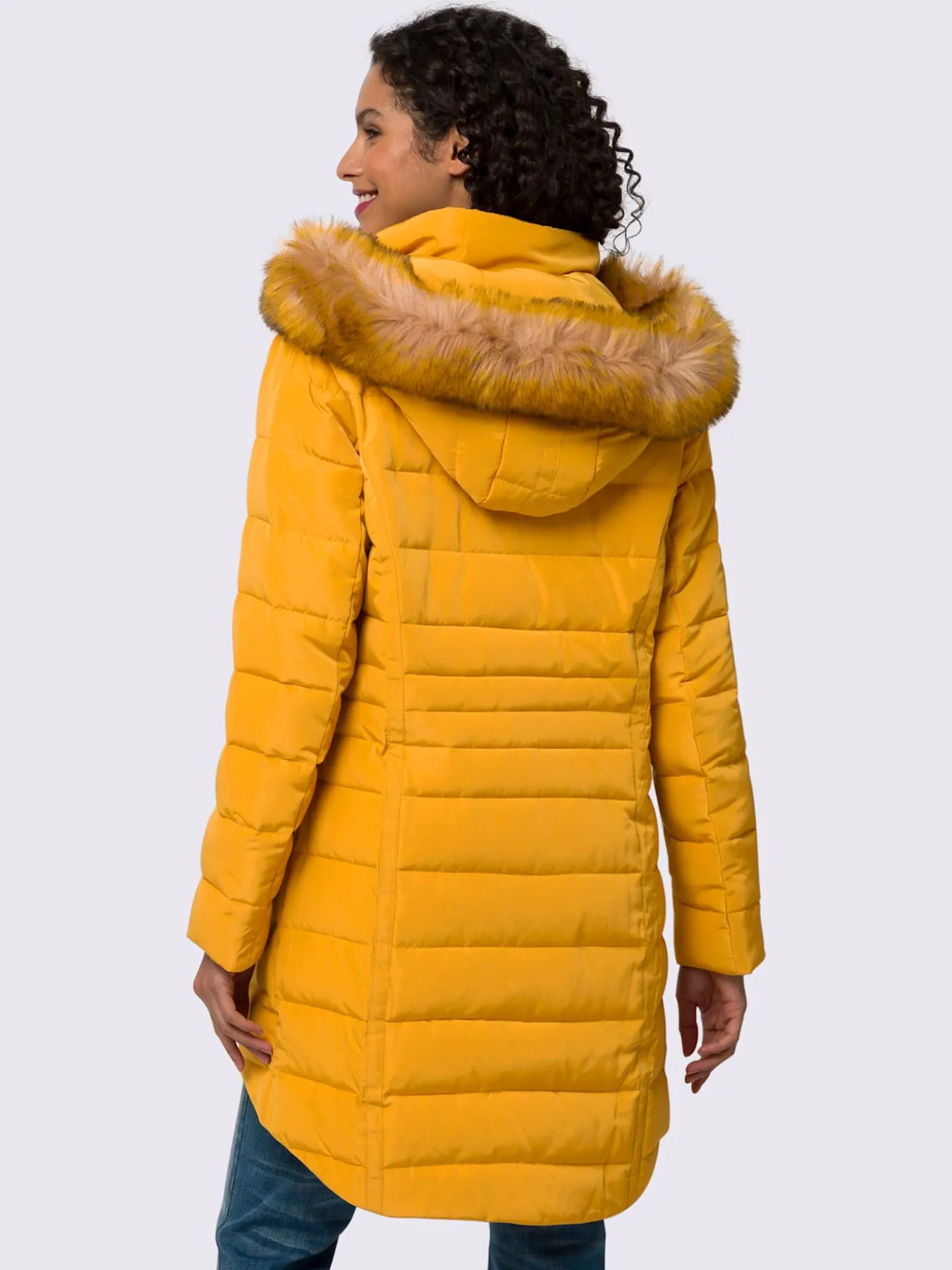Manteau court capuche amovible avec empiècement imitation fourrure