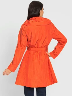 Manteau court effet froissé tendance