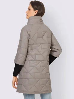 Manteau court pièce décorative devant