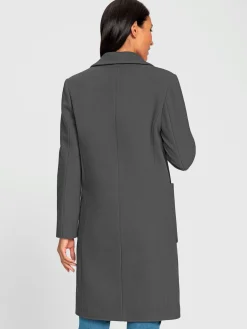 Manteau court poches plaquées spacieuses
