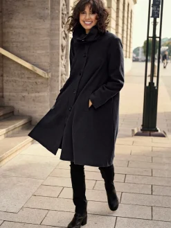 Manteau court qualité douce et moelleuse