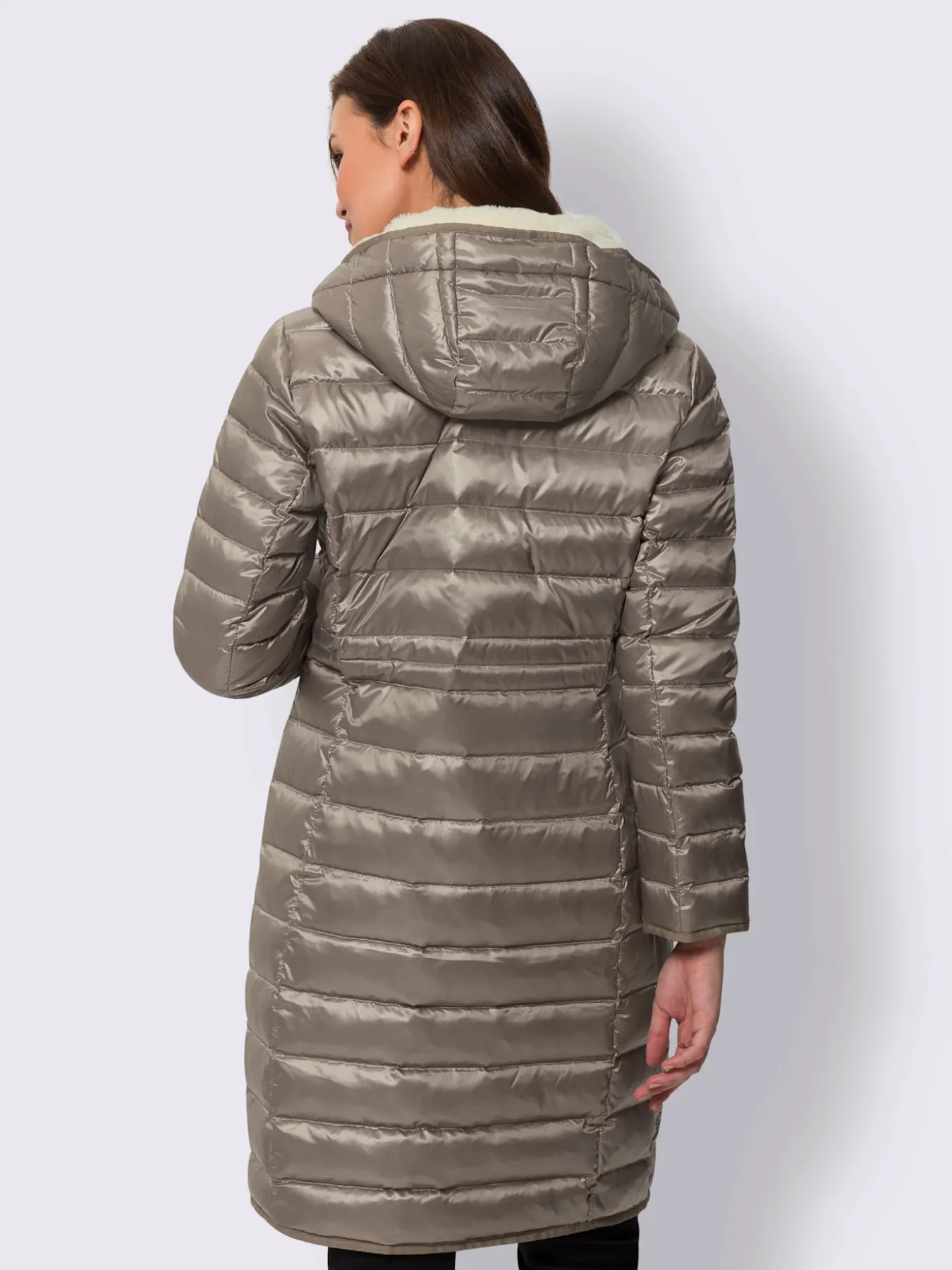 Manteau matelassé superbe qualité légèrement brillante