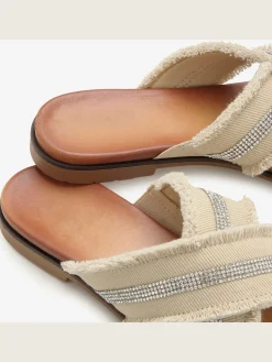 Mules orné de petits strass discrets