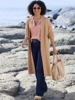 Pantalon 5 poches coupe droite aux jambes