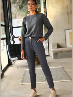 Pantalon 7/8 poches fendues pratiques