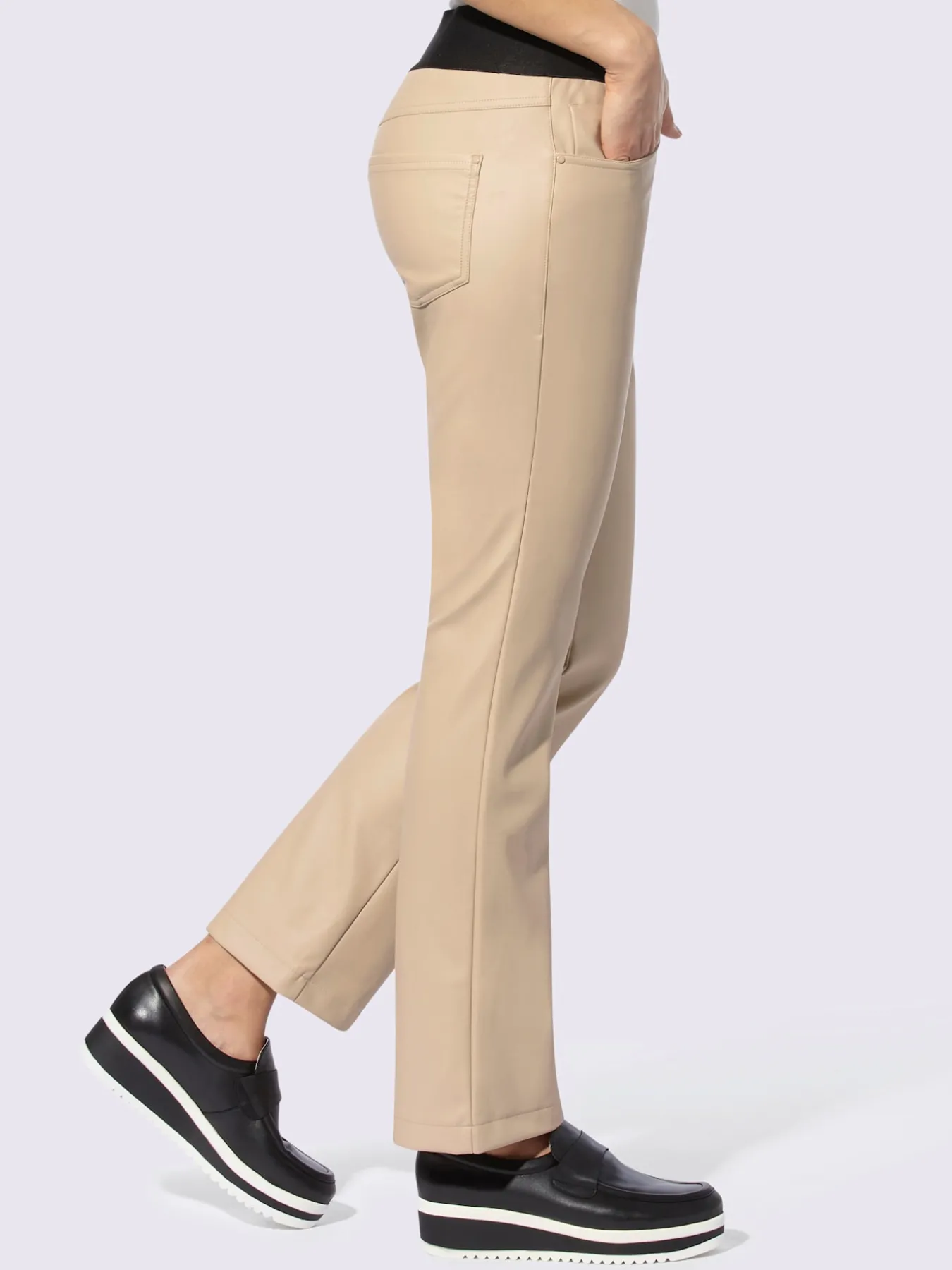 Pantalon 5 poches qualité douce