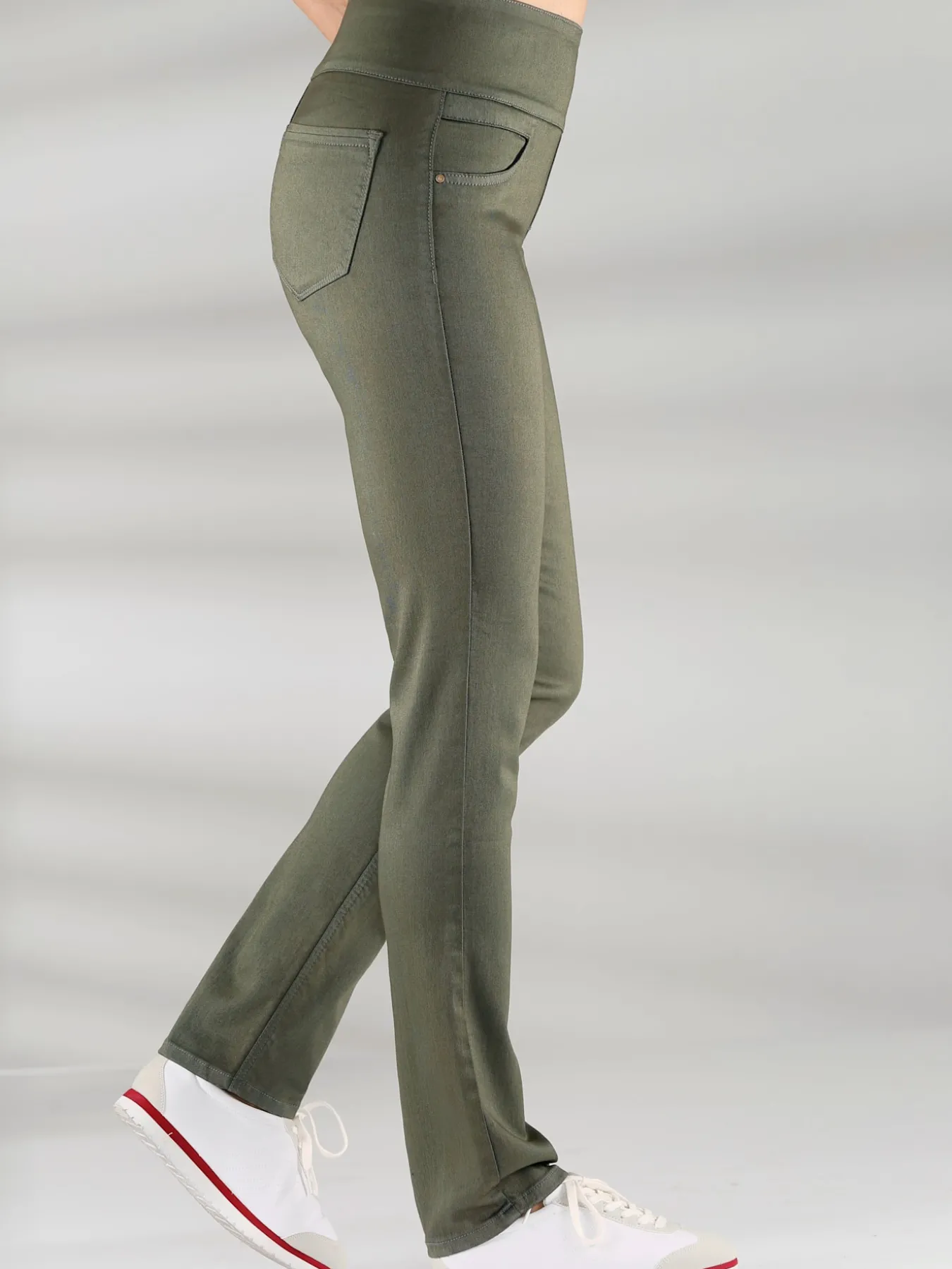Pantalon avec ceinture large élastique et poches