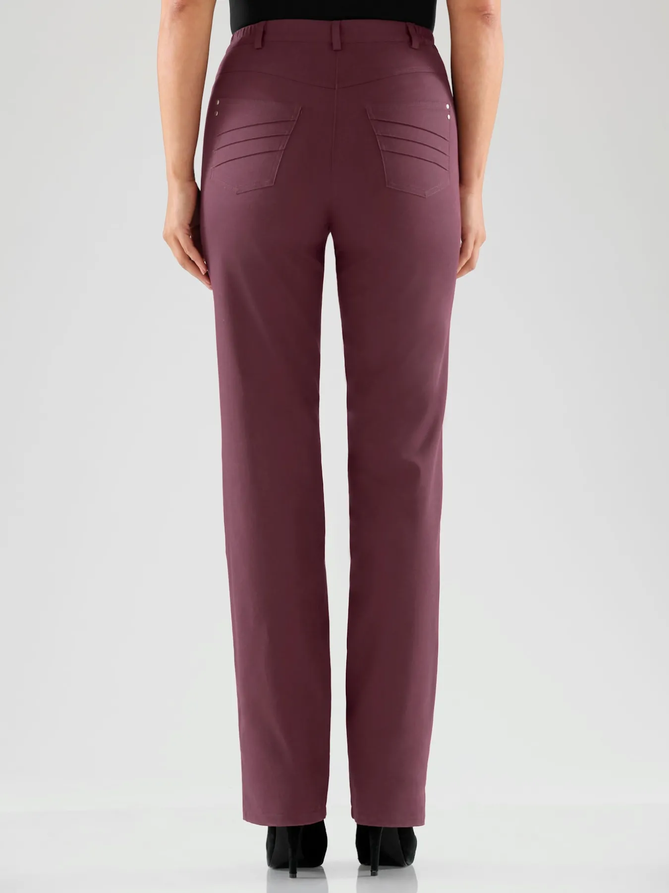 Pantalon coupe droite traitement nano