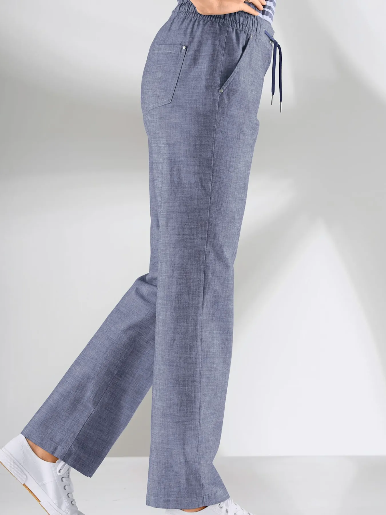 Pantalon coupe sportive ceinture élastique