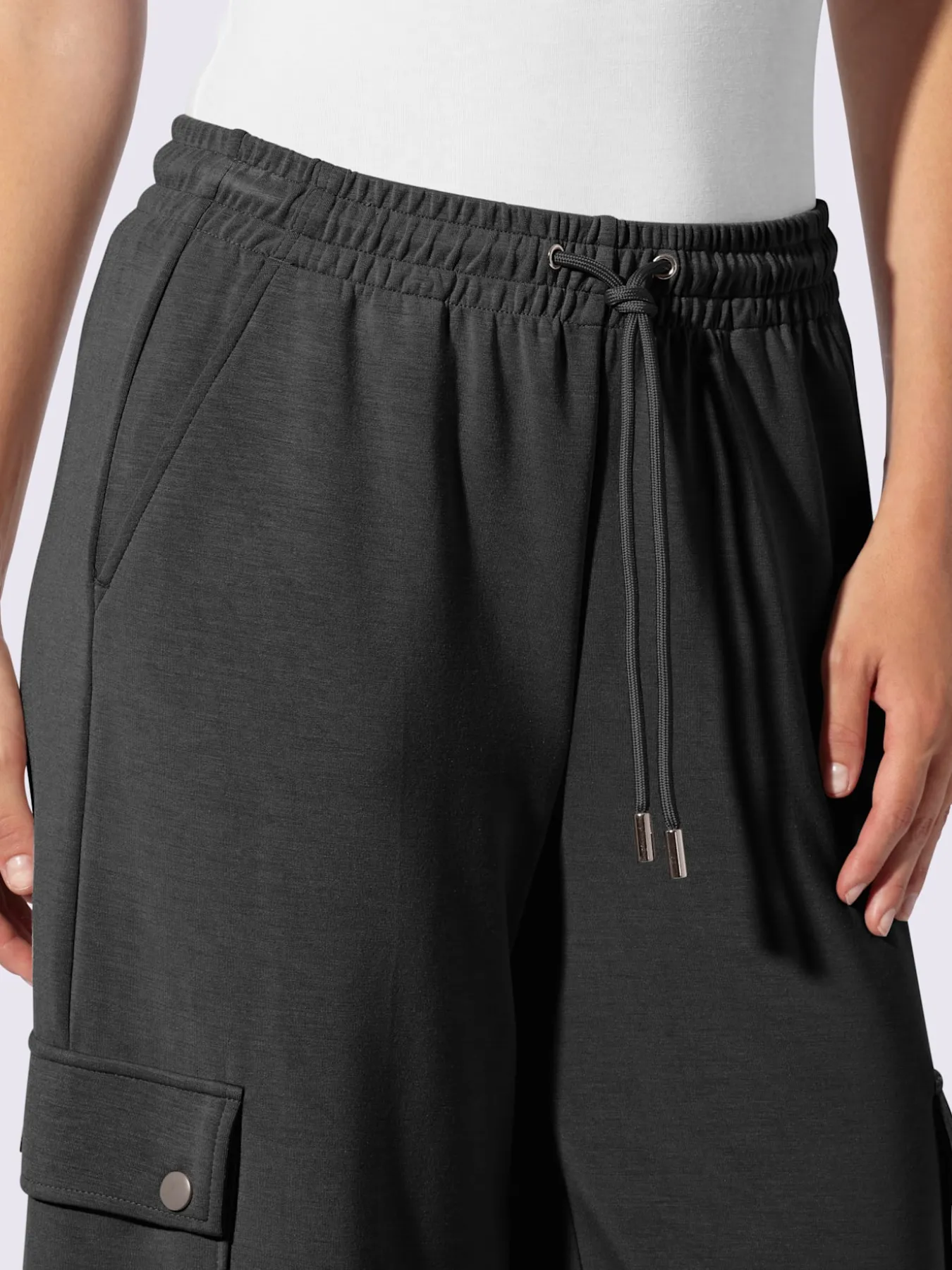 Pantalon en jersey poches cargo plaquées