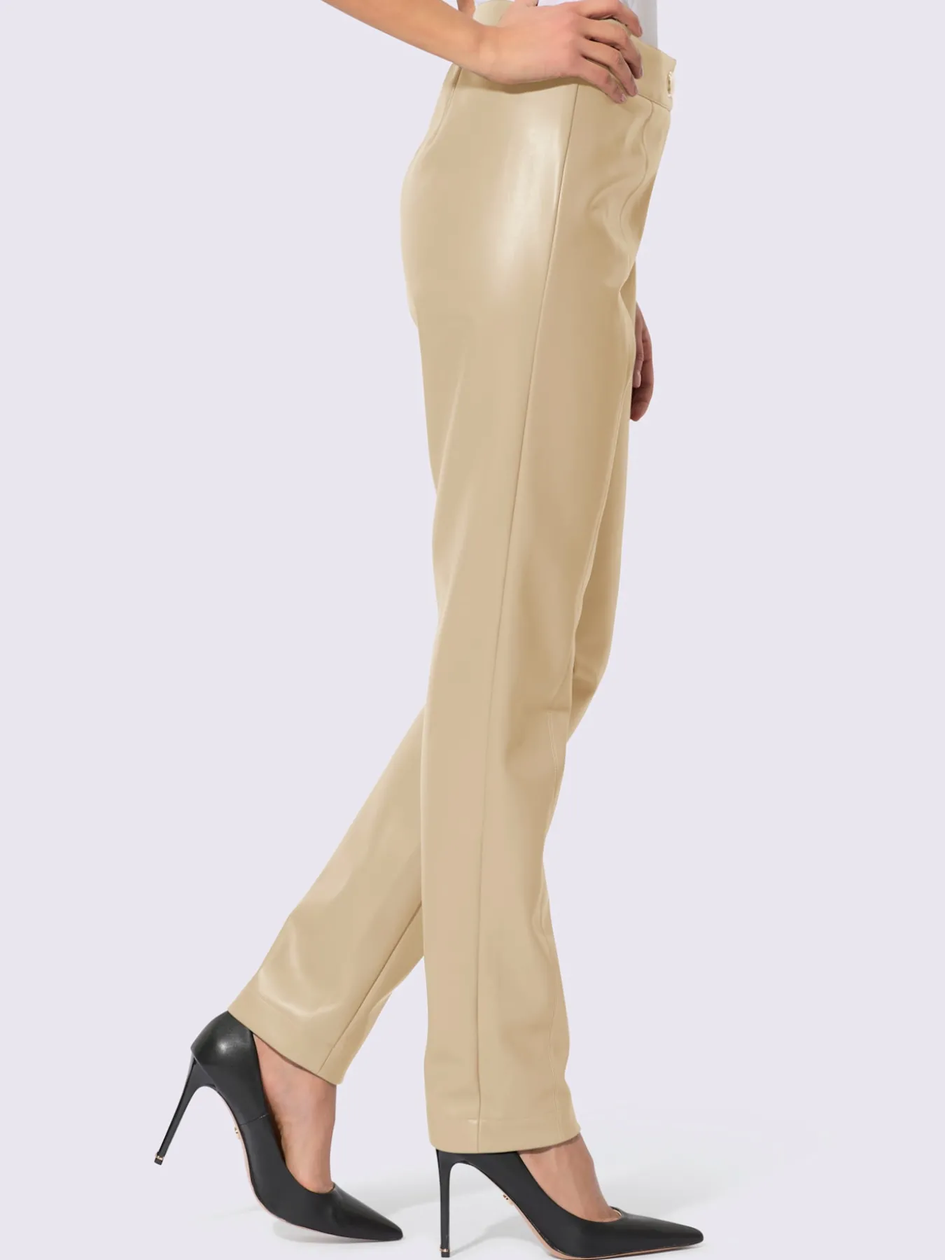 Pantalon en synthétique synthétique joliment brillant