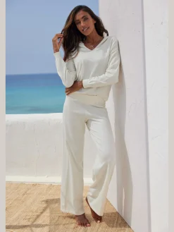 Pantalon en tricot avec jambes larges