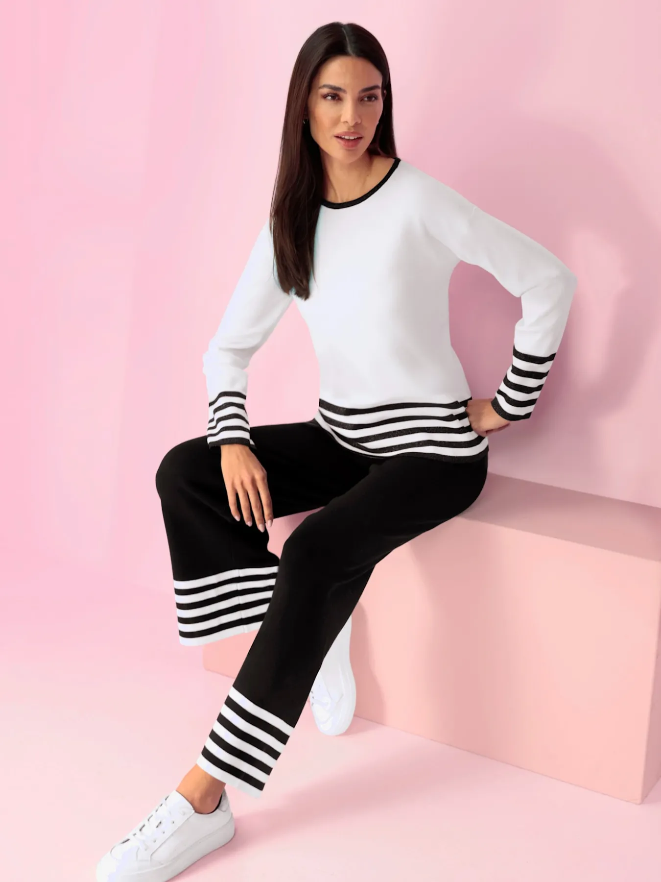 Pantalon en tricot rayures contrastées