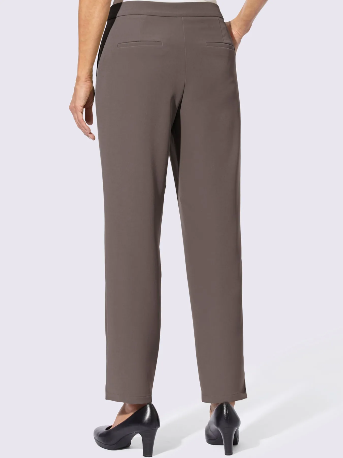 Pantalon extensible qualité peu froissable et facile à entretenir