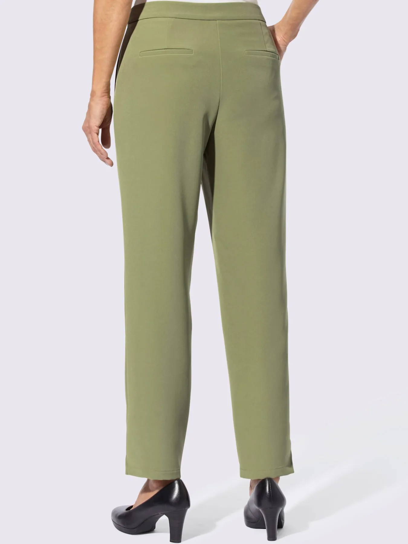 Pantalon extensible qualité peu froissable et facile à entretenir