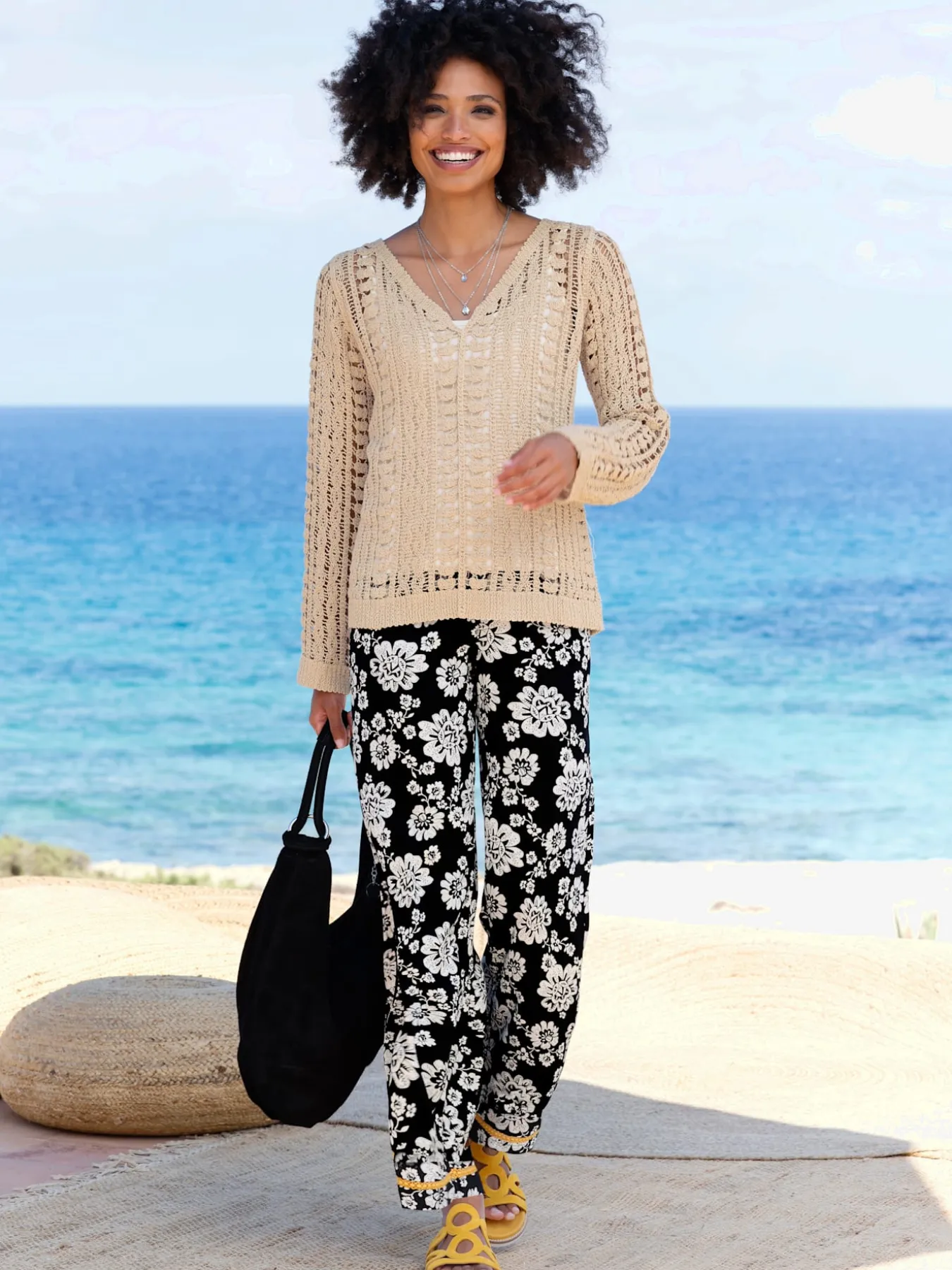 Pantalon imprimé motif floral