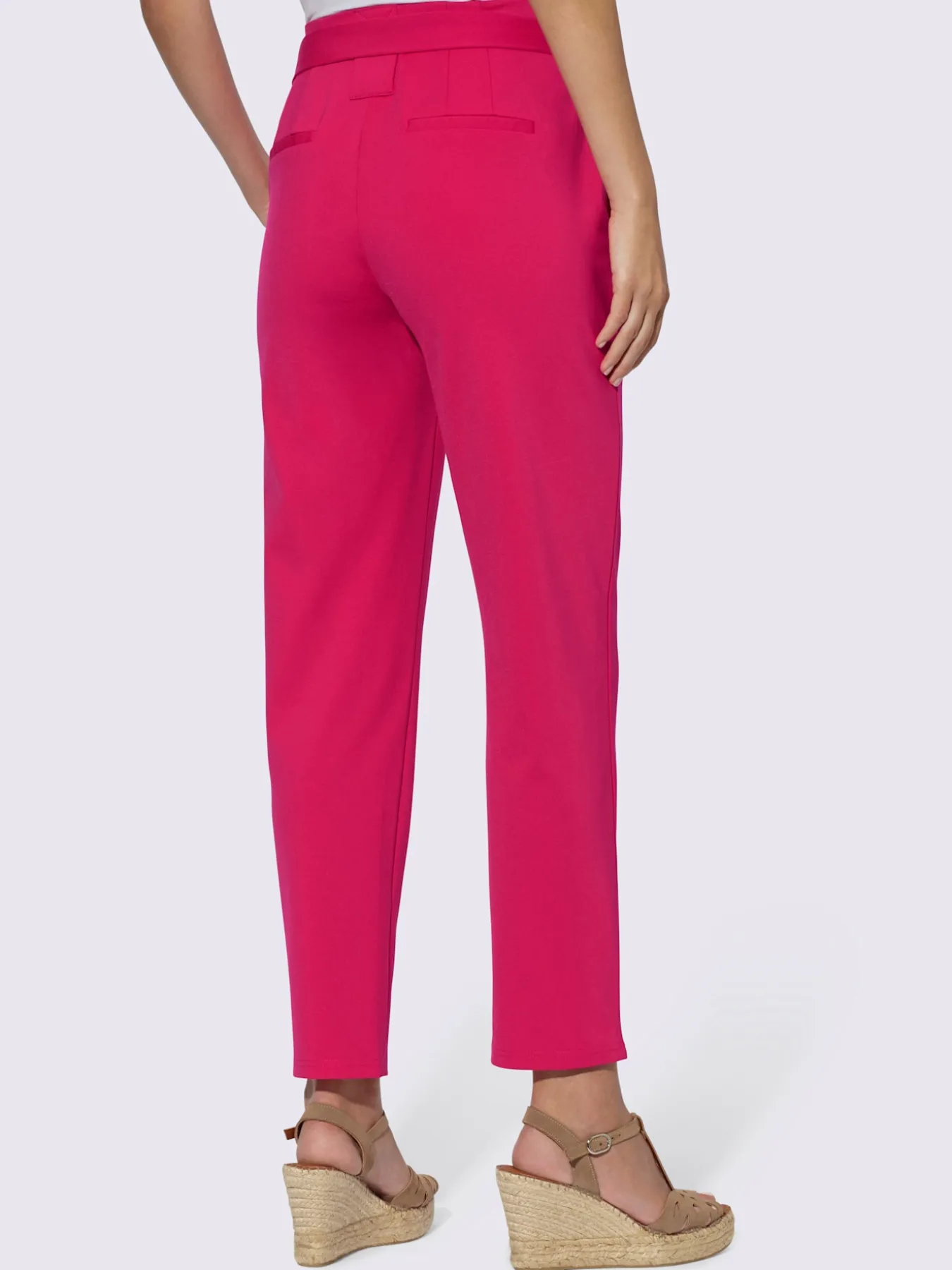 Pantalon paperbag coupe carotte