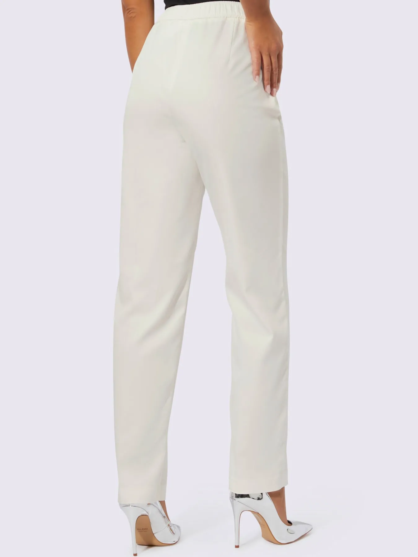 Pantalon plissé 63% lyocell (tencel)