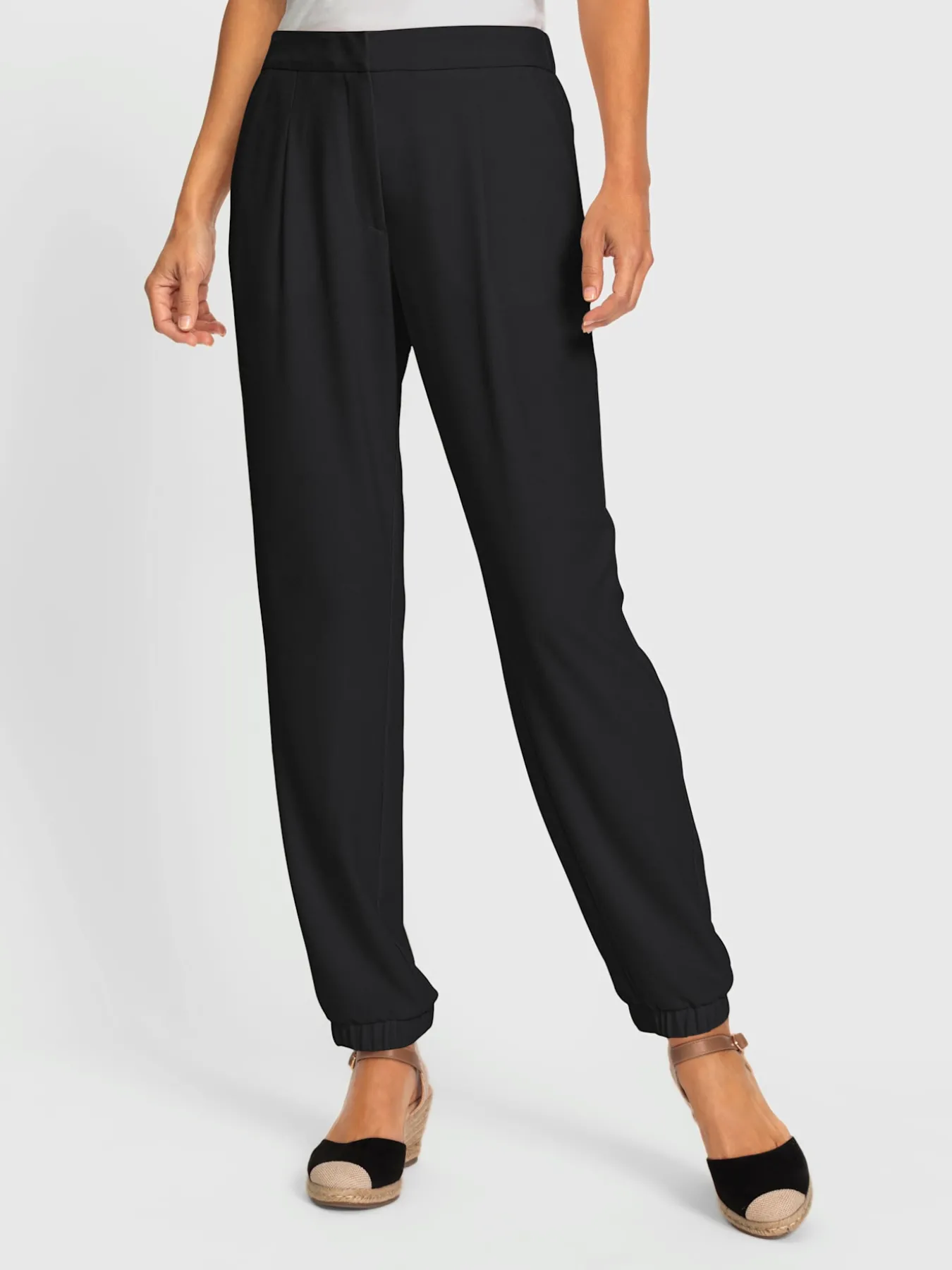 Pantalon structure indéformable